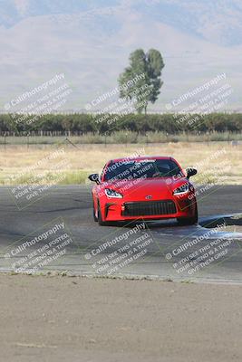 media/Sep-15-2024-Speed Ventures (Sun) [[7a54f7ed2f]]/86 Group/Session 1 (Outside Grapevine)/